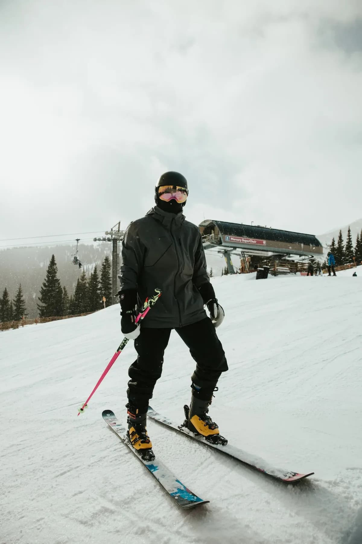 L’équipement du skieur : la checklist avant de partir
